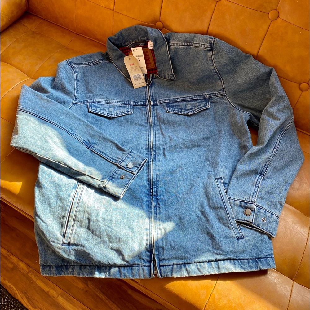 NWT Men's Levi's Jean Jacket - L